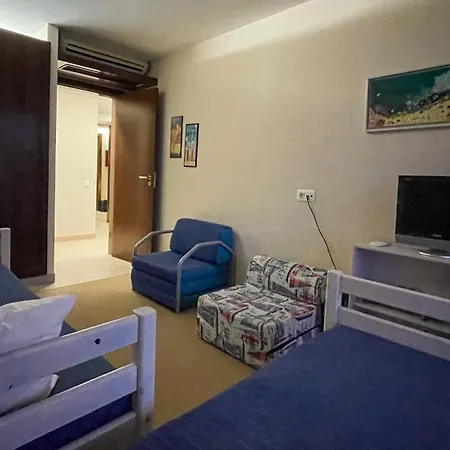 Herdade Dos Salgados, T3 7d-1a, Lagoas Apartment
